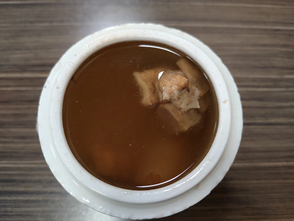 湯, 知味煲仔饭 (Yonge) Good Taste Casserole Rice